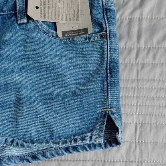 Levi's Superlow Short In Queen Of Kings Sz 27 Nwt - Picture 6 of 14